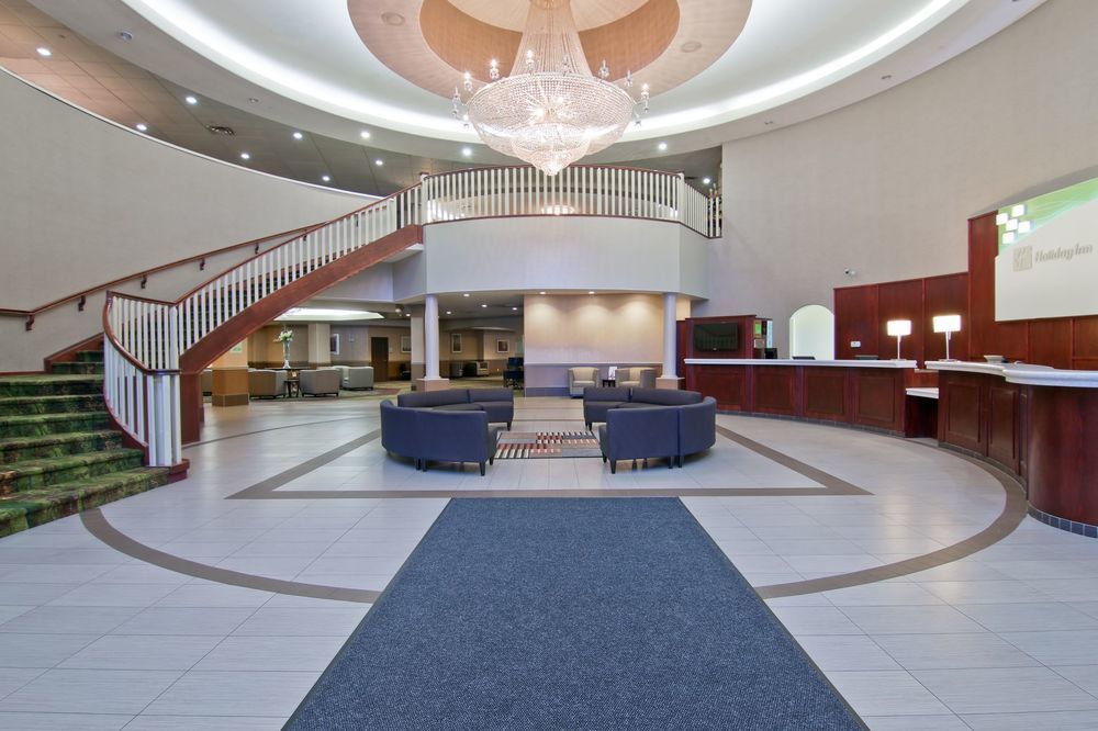 Clarion Hotel & Conference Centre Sherwood Park Buitenkant foto